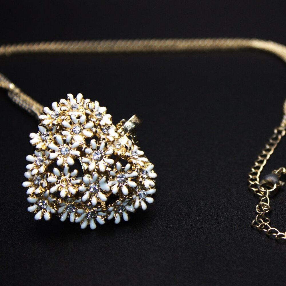 34" Signed Claire's Heart Neckless